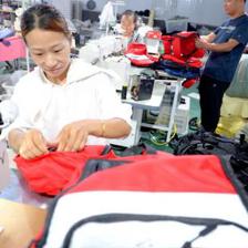 河北邯鄲:微工廠助農增收